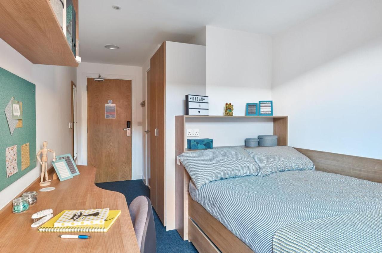 Ensuite Bedrooms With Shared Kitchen At The Elements Located In Sheffield For Students Only Exterior photo
