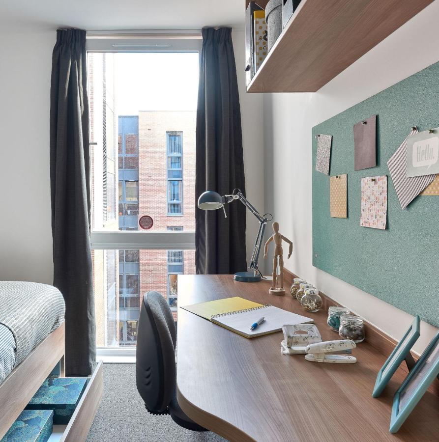 Ensuite Bedrooms With Shared Kitchen At The Elements Located In Sheffield For Students Only Exterior photo